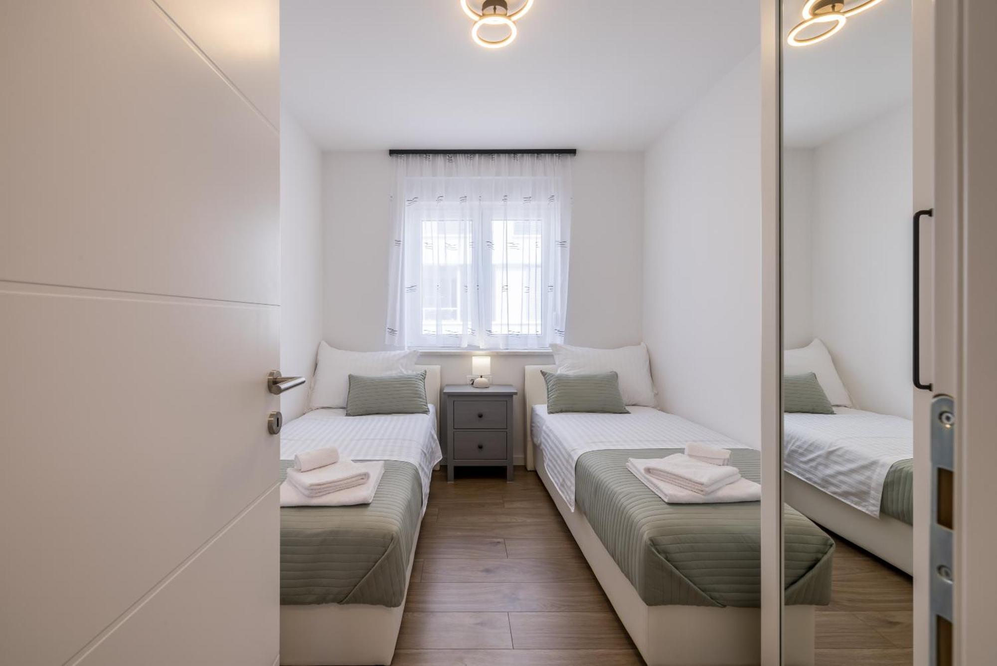 Adriatic Nest, Cozy And Modern Two Bedroom Apartment Kaštela المظهر الخارجي الصورة
