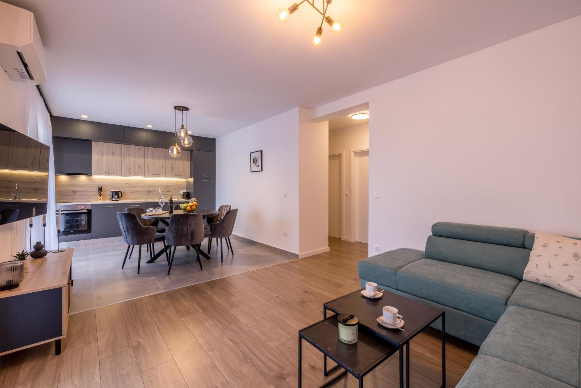 Adriatic Nest, Cozy And Modern Two Bedroom Apartment Kaštela المظهر الخارجي الصورة